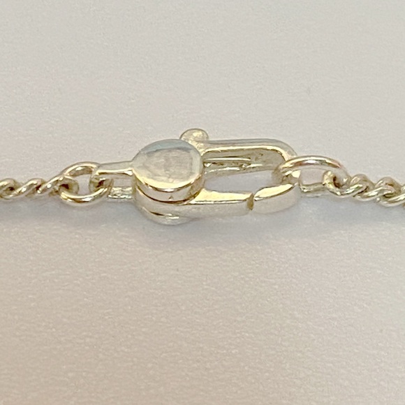 LOW START🔥🔥GUCCI Necklace pendant Heart break Sterling Silver 925 with box - Picture 10 of 12